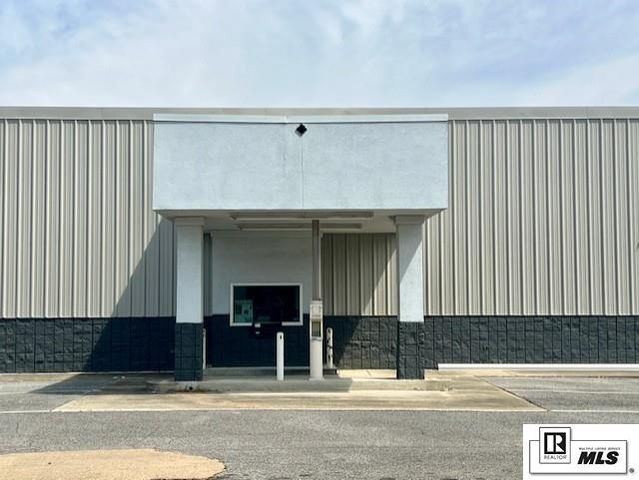 7834 DESIARD STREET, Monroe, LA 71203