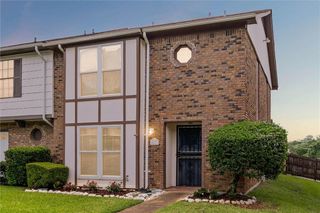 527 Highland Woods Drive W, Mobile, AL 36608
