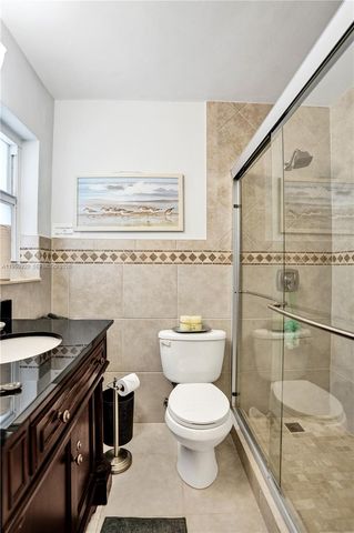 3212 NE 8th Ct 16, Pompano Beach, FL 33062