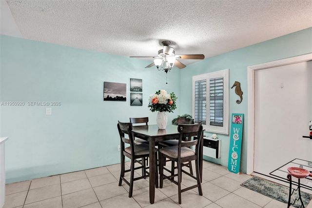 3212 NE 8th Ct 16, Pompano Beach, FL 33062