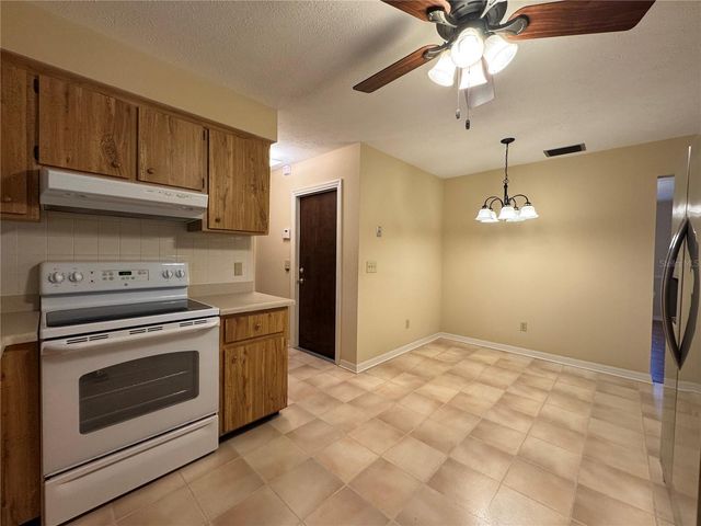 1709 SAKURA DRIVE, Valrico, FL 33596