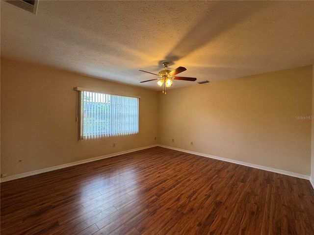 1709 SAKURA DRIVE, Valrico, FL 33596