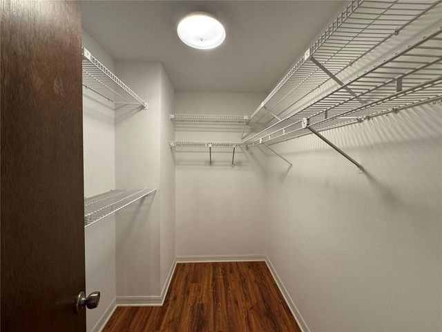 1709 SAKURA DRIVE, Valrico, FL 33596