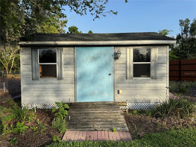 1709 SAKURA DRIVE, Valrico, FL 33596