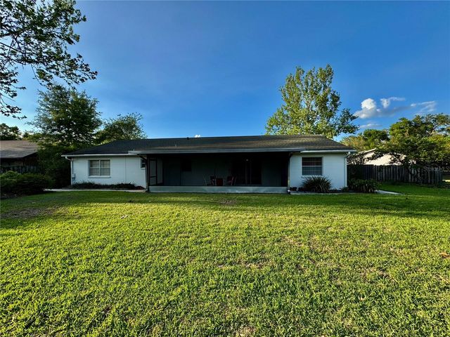 1709 SAKURA DRIVE, Valrico, FL 33596