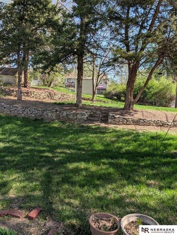 7664 Hascall Street, Omaha, NE 68124