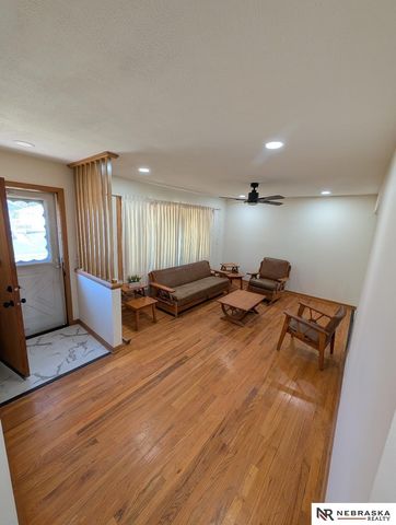 7664 Hascall Street, Omaha, NE 68124