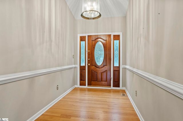 225 Plantation Lane, Inman, SC 29349