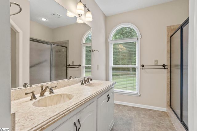 225 Plantation Lane, Inman, SC 29349