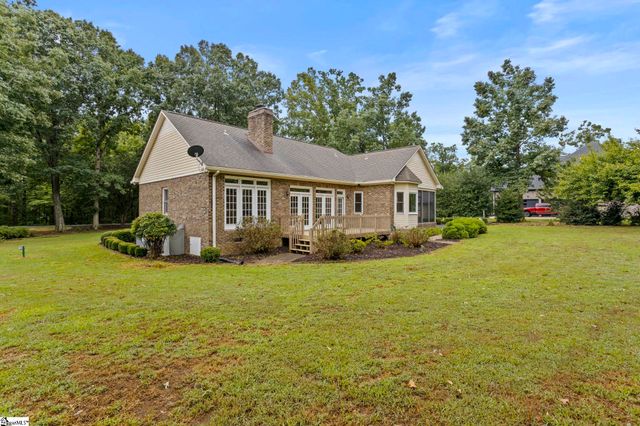 225 Plantation Lane, Inman, SC 29349