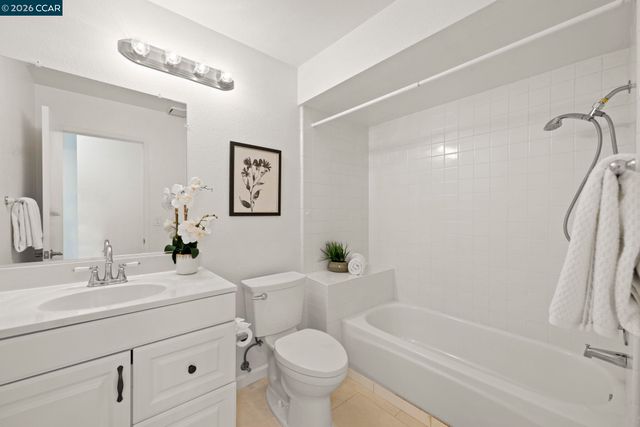 1892 Appia Ct., Walnut Creek, CA 94598