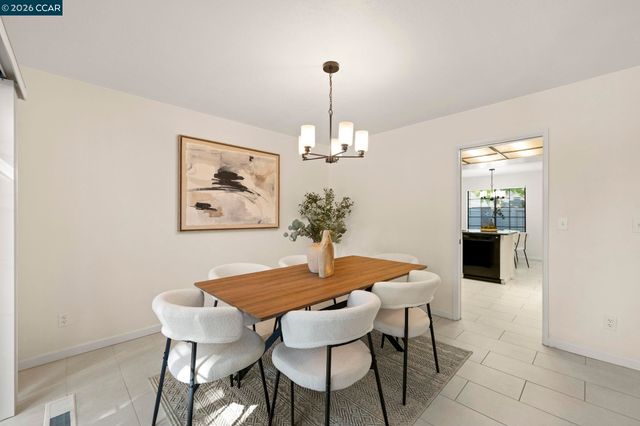 1892 Appia Ct., Walnut Creek, CA 94598