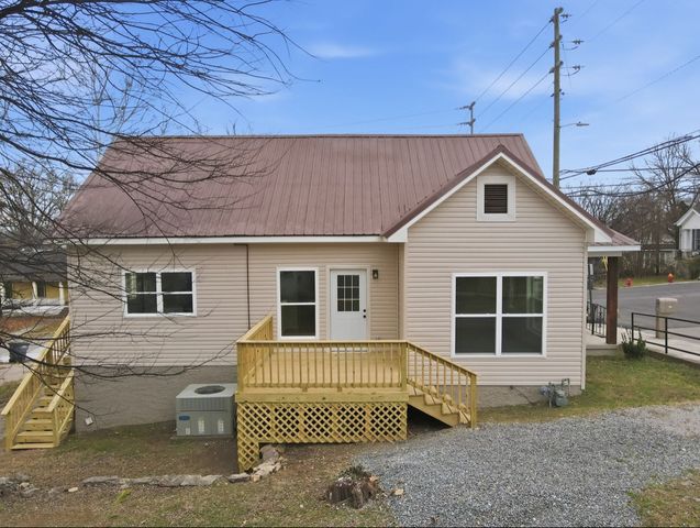 301 Bellview Ave, N, Fayetteville, TN 37334