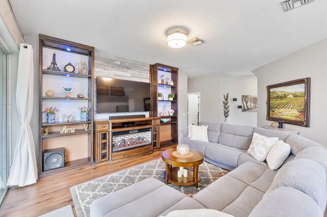 11622 NW 13TH Manor, Coral Springs, FL 33071