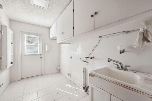 958 ORANGE AVENUE, Oviedo, FL 32765