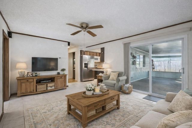 958 ORANGE AVENUE, Oviedo, FL 32765