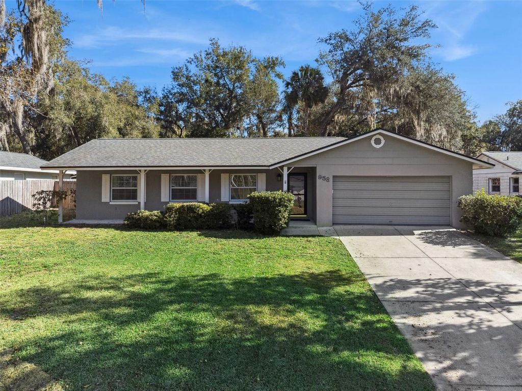 958 ORANGE AVENUE, Oviedo, FL 32765