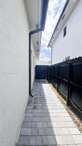 1820 SW 144th Ave Side, Miami, FL 33175