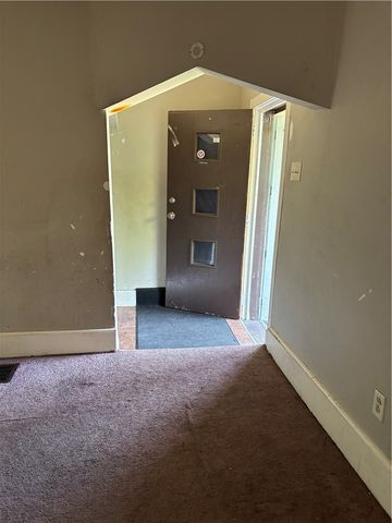 22 Sprague Street, Wilmerding, PA 15148