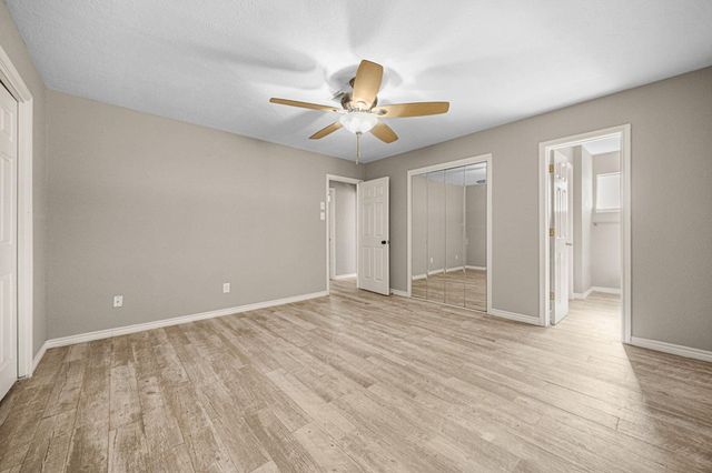 902 Ivy Avenue, Deer Park, TX 77536