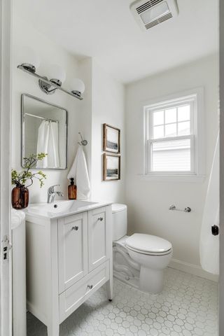 30 Gilbert Street, Newton, MA 02465