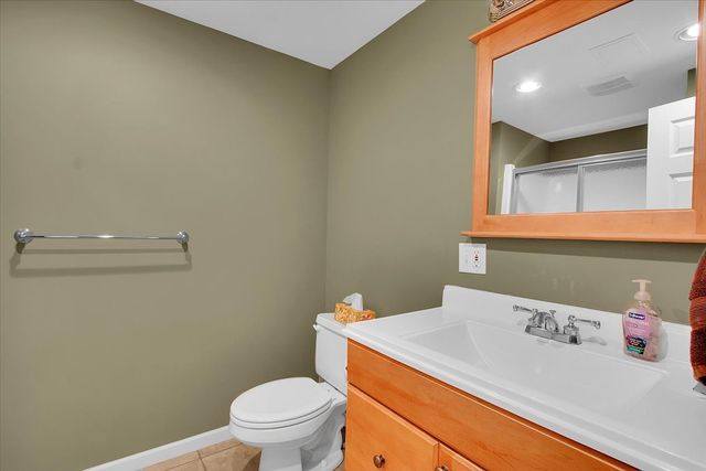 1935 Chesterfield Lane, Aurora, IL 60503