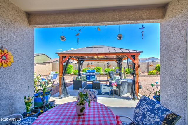 2810 E OMEGA Drive, San Tan Valley, AZ 85143