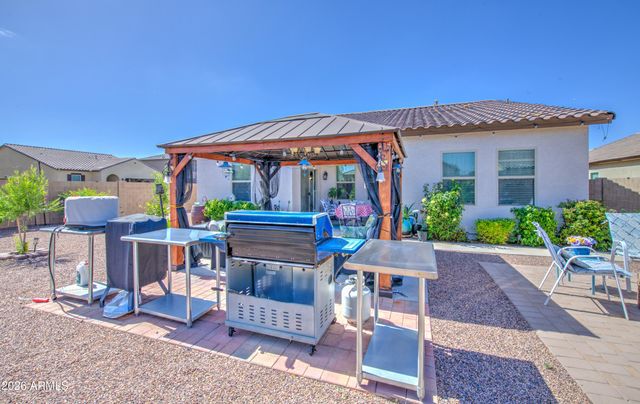 2810 E OMEGA Drive, San Tan Valley, AZ 85143