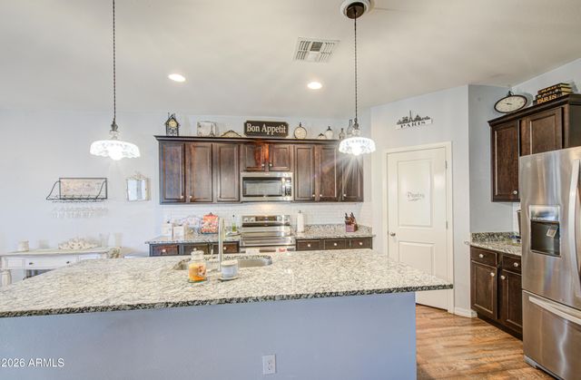 2810 E OMEGA Drive, San Tan Valley, AZ 85143