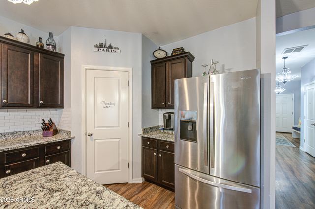 2810 E OMEGA Drive, San Tan Valley, AZ 85143