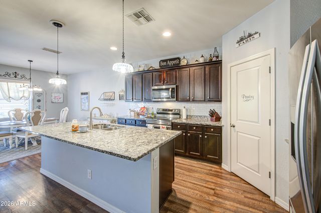 2810 E OMEGA Drive, San Tan Valley, AZ 85143