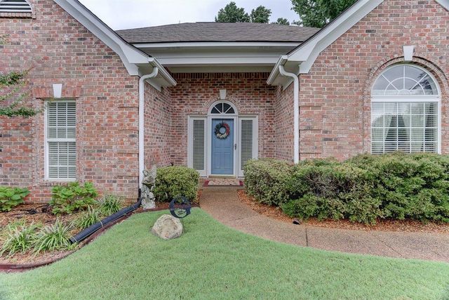 6380 CAROLOT LN, Bartlett, TN 38135