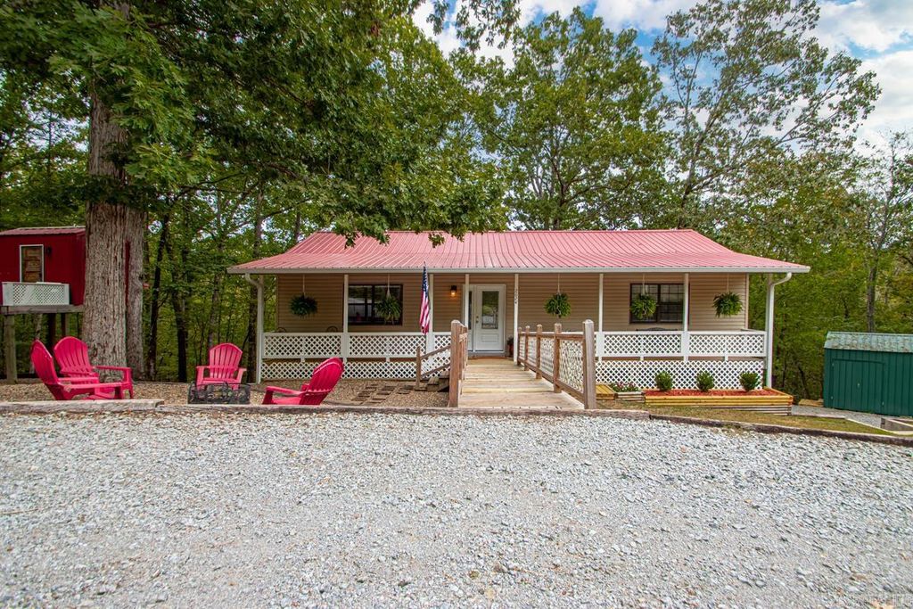 2624 White Tail St, Benton, AR 72019