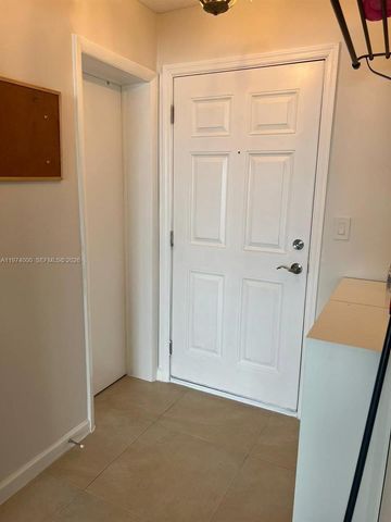 1150 NE 191st St 34, Miami, FL 33179