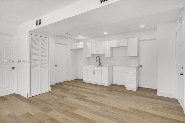 2443 NW 55th St 0, Miami, FL 33142