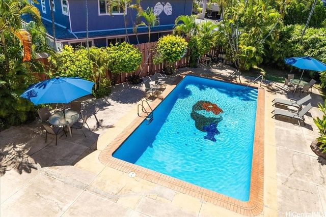 1427 Alexander Street 202, Honolulu, HI 96822