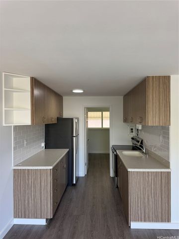 1427 Alexander Street 202, Honolulu, HI 96822