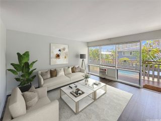 1427 Alexander Street 202, Honolulu, HI 96822