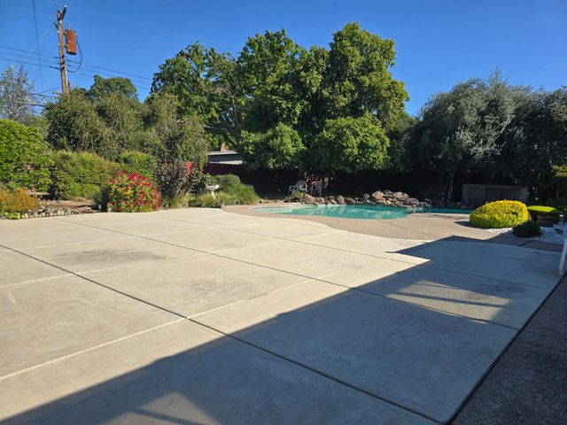 7363 West Pkwy, Sacramento, CA 95823