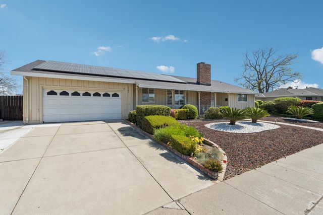 7363 West Pkwy, Sacramento, CA 95823