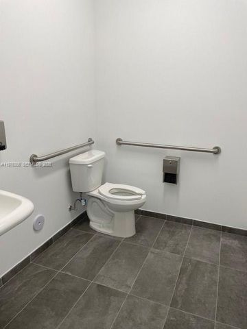 10890 NW 17TH ST 130, Sweetwater, FL 33172