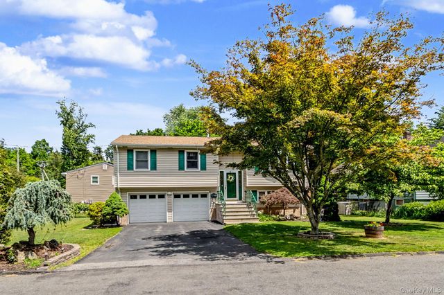 3 Van Wardt Place, Tappan, NY 10983
