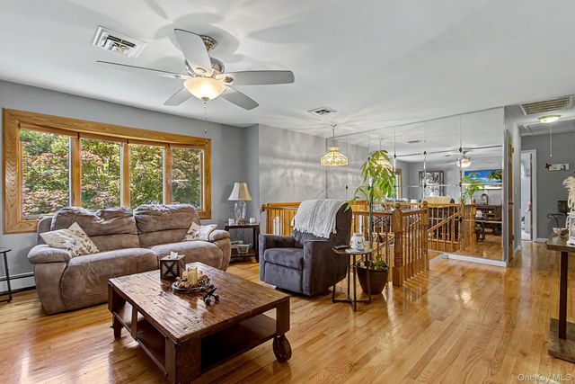 3 Van Wardt Place, Tappan, NY 10983