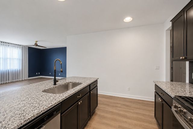 5664 Hickory Woods Dr, Antioch, TN 37013