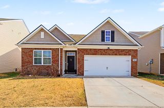 5664 Hickory Woods Dr, Antioch, TN 37013