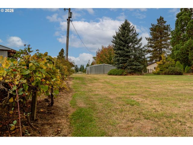 28900 Se CURRIN Rd, Estacada, OR 97023