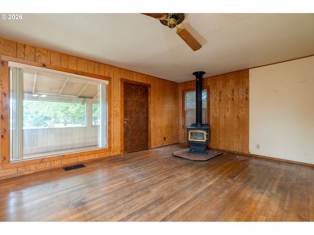 28900 Se CURRIN Rd, Estacada, OR 97023