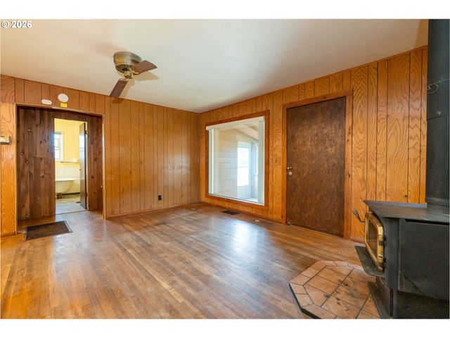 28900 Se CURRIN Rd, Estacada, OR 97023