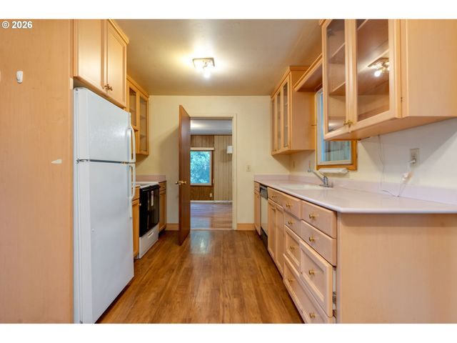 28900 Se CURRIN Rd, Estacada, OR 97023