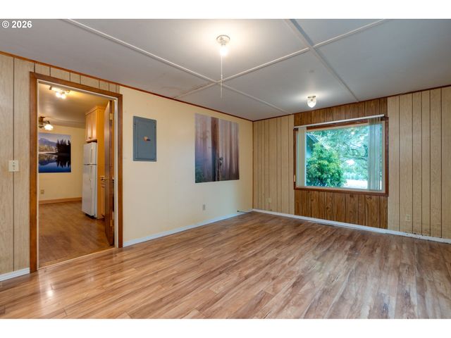 28900 Se CURRIN Rd, Estacada, OR 97023